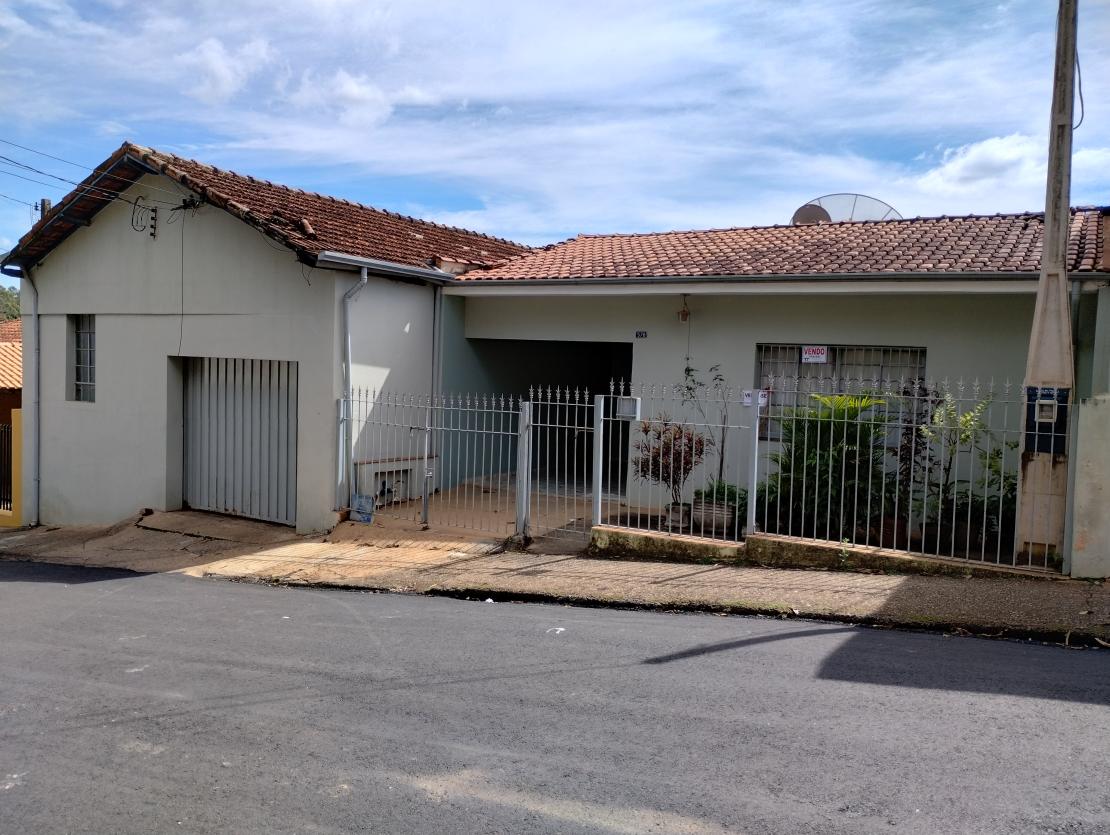 Casa  e Ponto Comercial